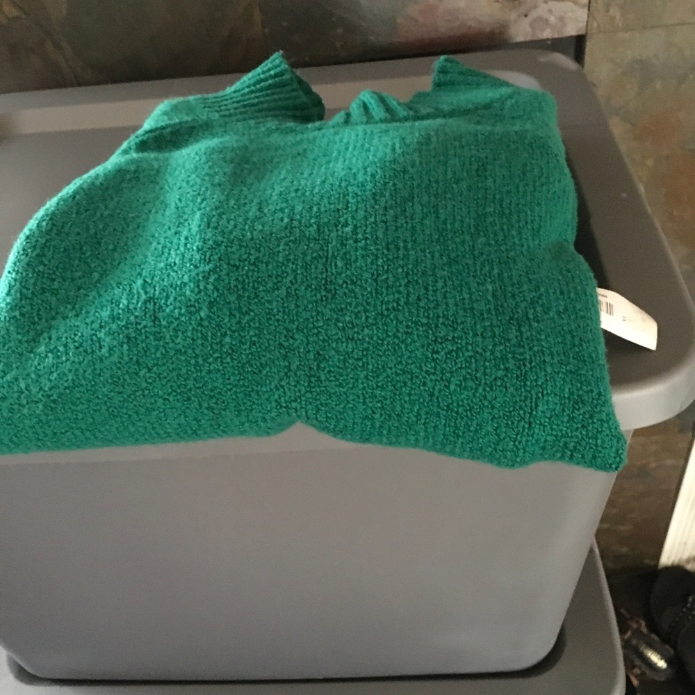 Old Navy Green Sweater, vibrant, NEW with tags, XL